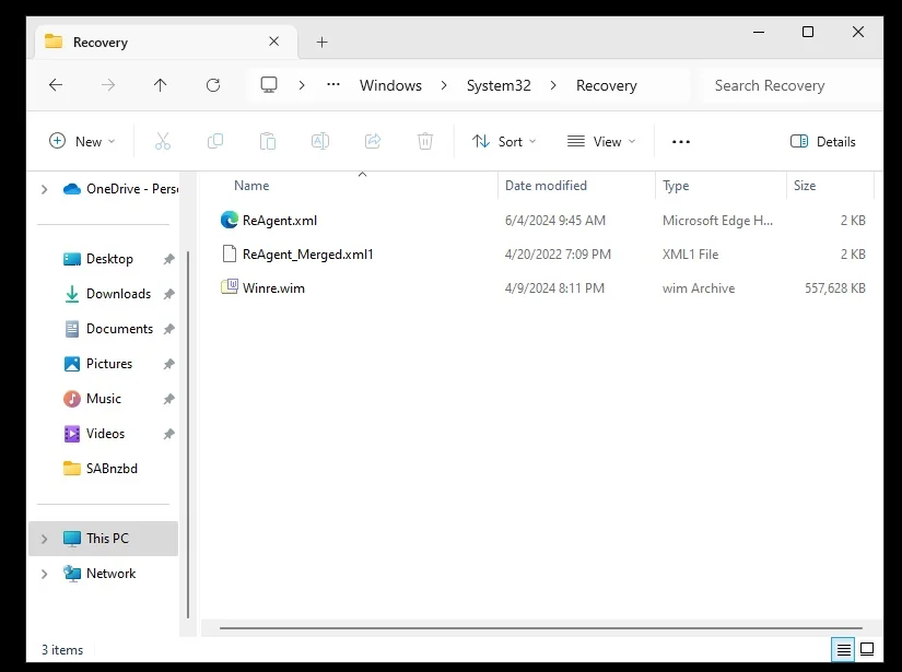 File Explorer showing the Winre.wim file